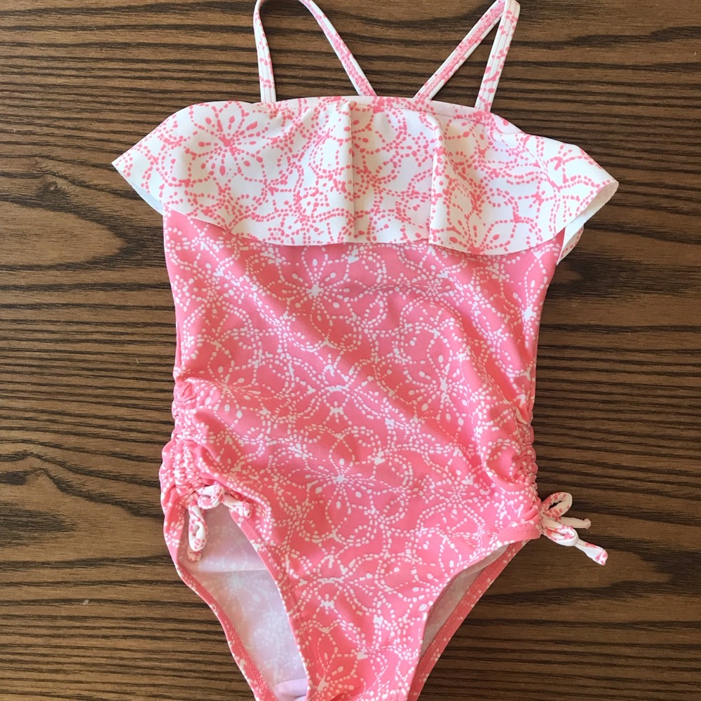 Old Navy One-piece swimsuit 2T